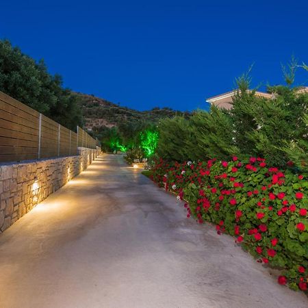 Romanza II Luxury Villa Kalamákion Exterior foto